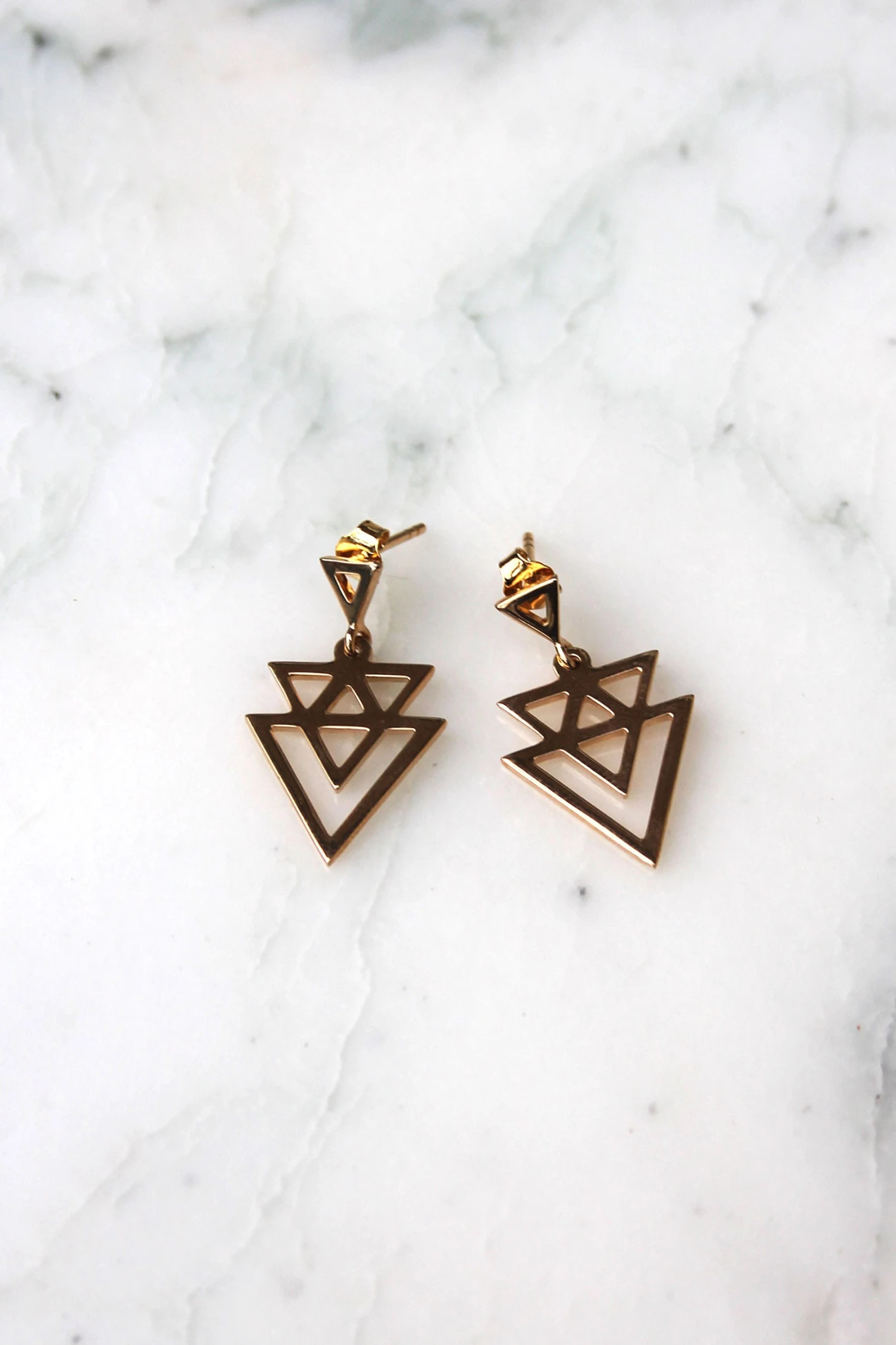 Boucles D'oreilles Isis - Plaqué Or 1 Boucles D'oreilles Isis - Plaqué Or