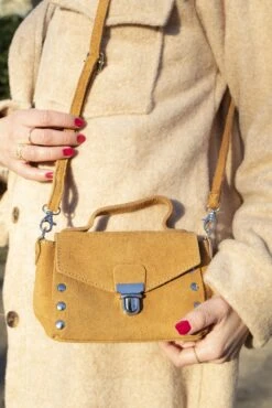 Micro-sac à Main Porto Allegre En Suédine Camel -Absolème Absoleme sa c porto allegre suedine camel 2