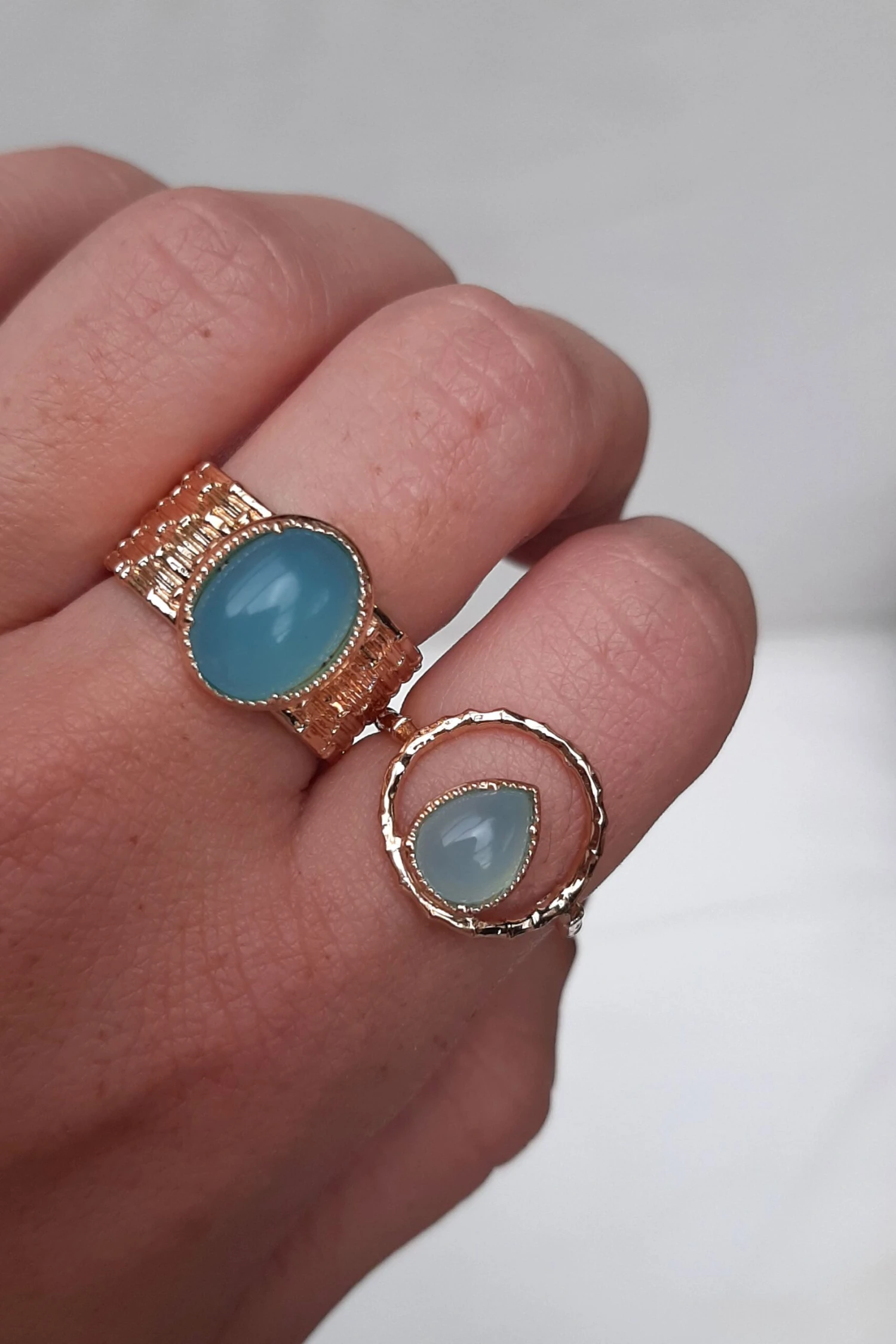 Bague Freya - Plaqué Or Et Agate Bleue 5 Bague Freya - Plaqué Or Et Agate Bleue – Image 5